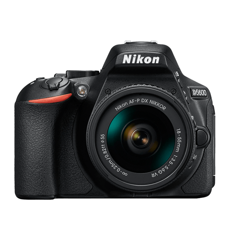 Nikon D5600 s objektivom